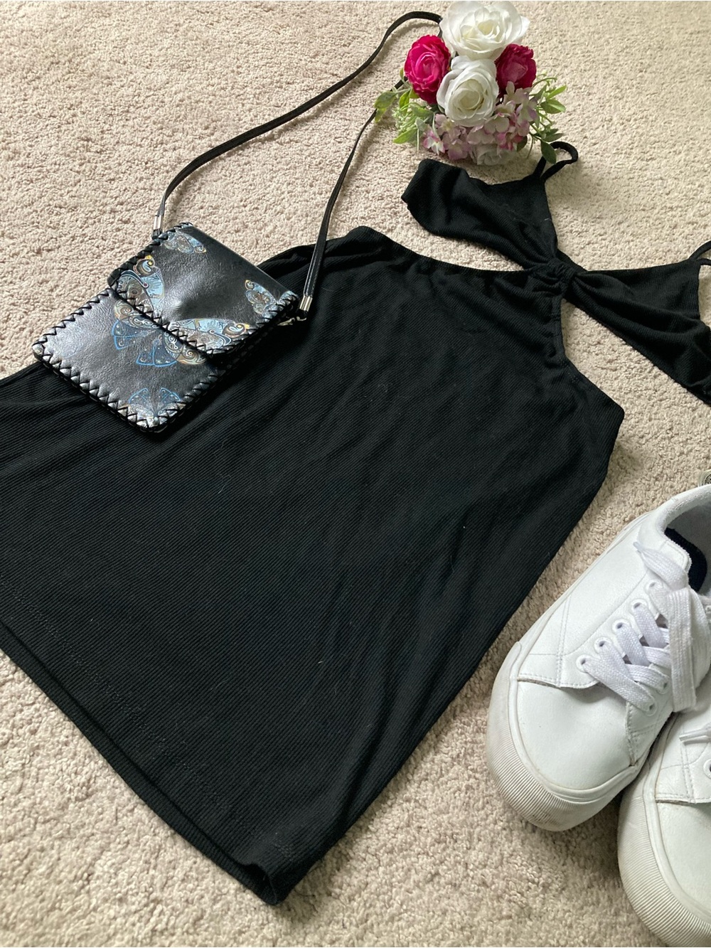 SHEIN Black Clothing Tag Detail